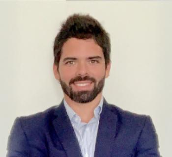  Elías Bethencourt, Alumni MBA UCEMA es el nuevo Director Regional de AIS